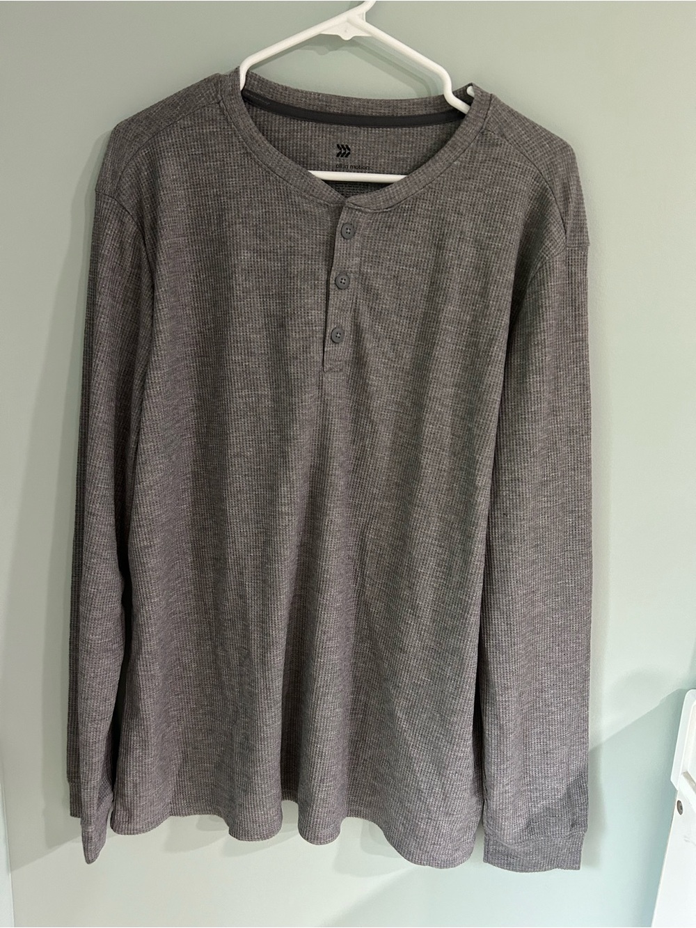 All In Motion Henley Grey Quarter Button XL